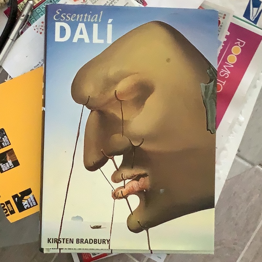 Salvador Dali-Essential Dali